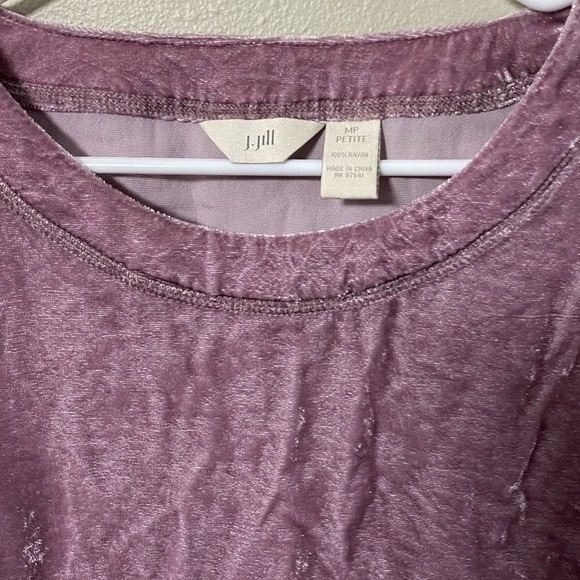 J Jill Crushed Velvet blouse/top, Dusty Pink, Size M Petite - Picture 5 of 7